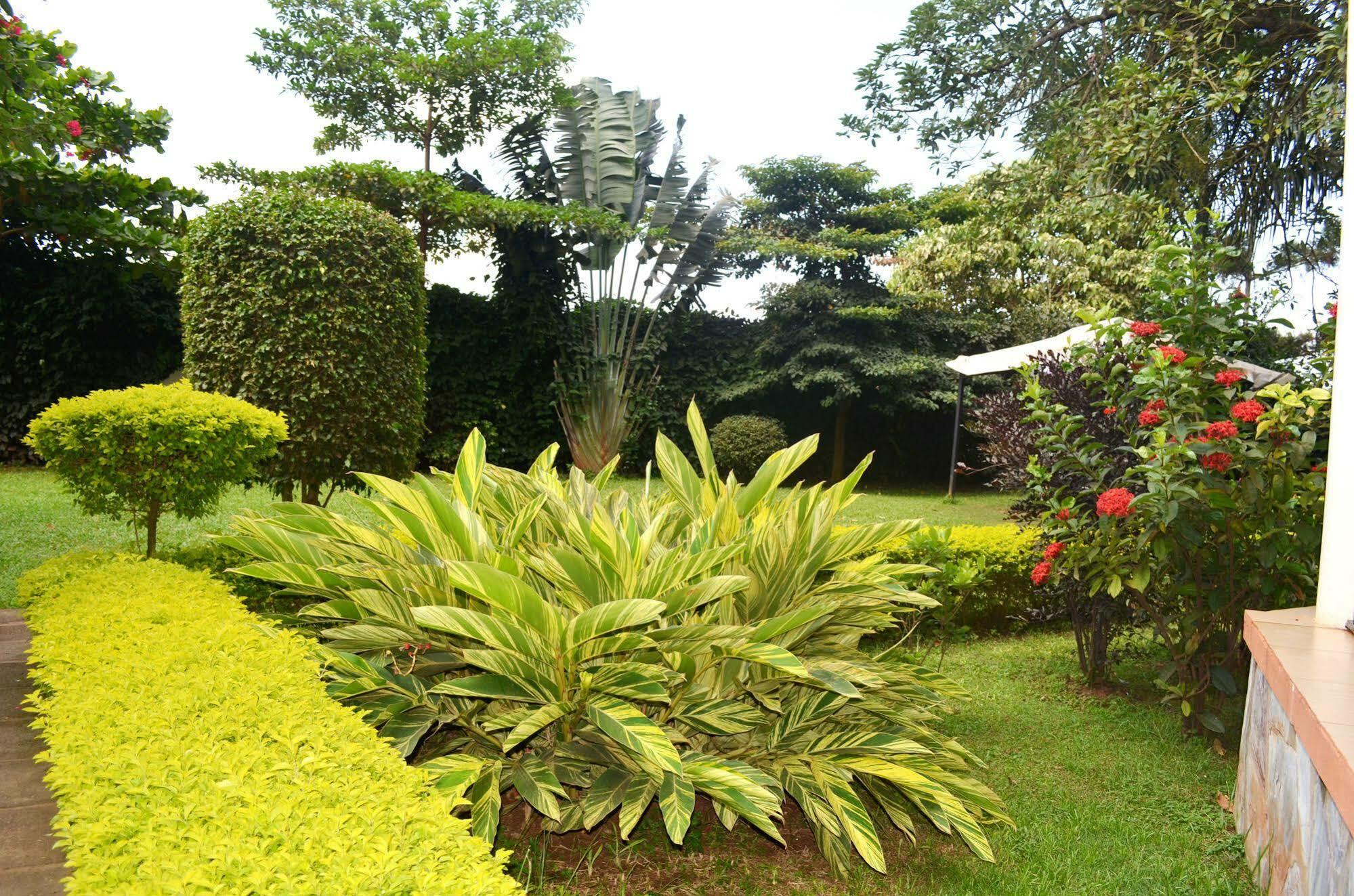 Home Inn Kampala Exterior photo